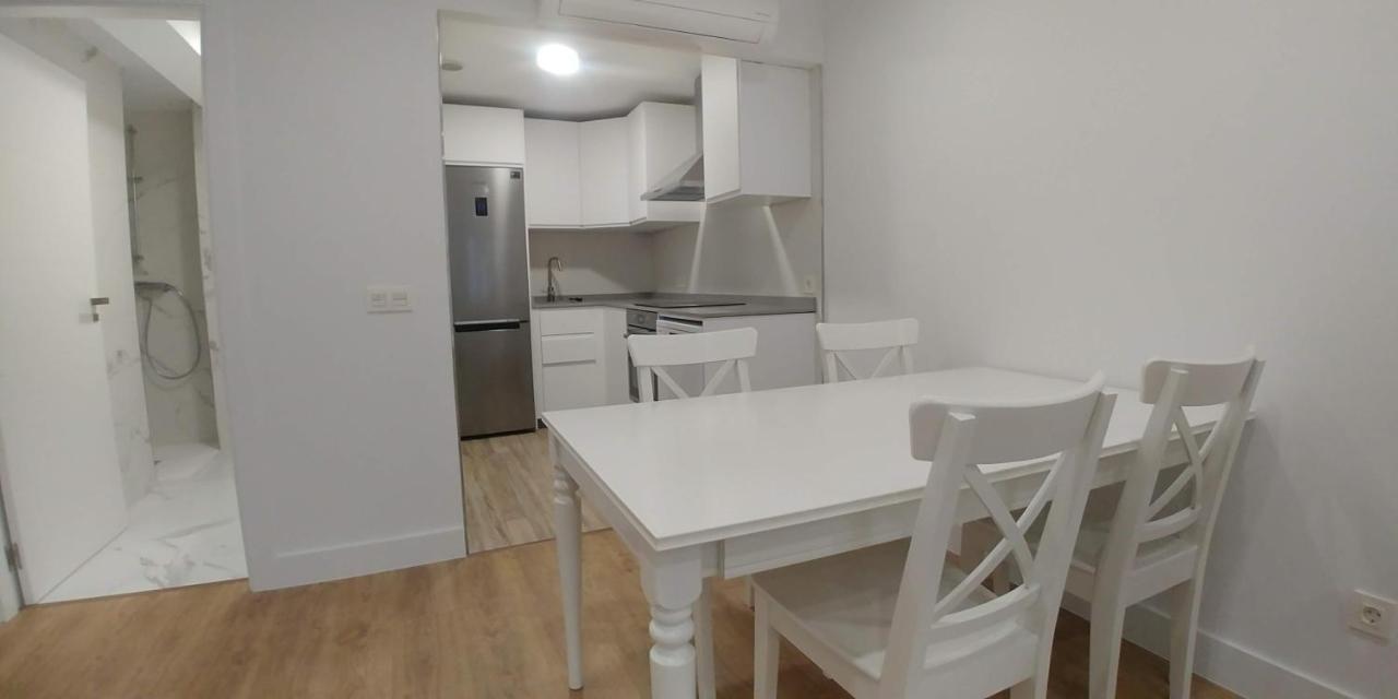 Ferienwohnung Moderno Apartamento En Zona Antigua Pontevedra Exterior foto